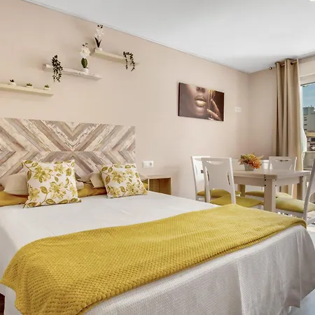 ¡terraza, Relax Y Wifi! A 50m De La Playa Апартаменты